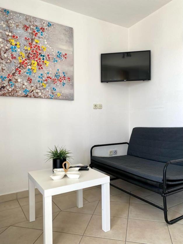 Villa Mihaela - Apartment Ika Cesarica Exterior foto